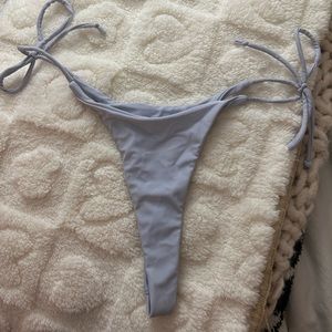 Boutine LA lavender bikini bottoms Size Small